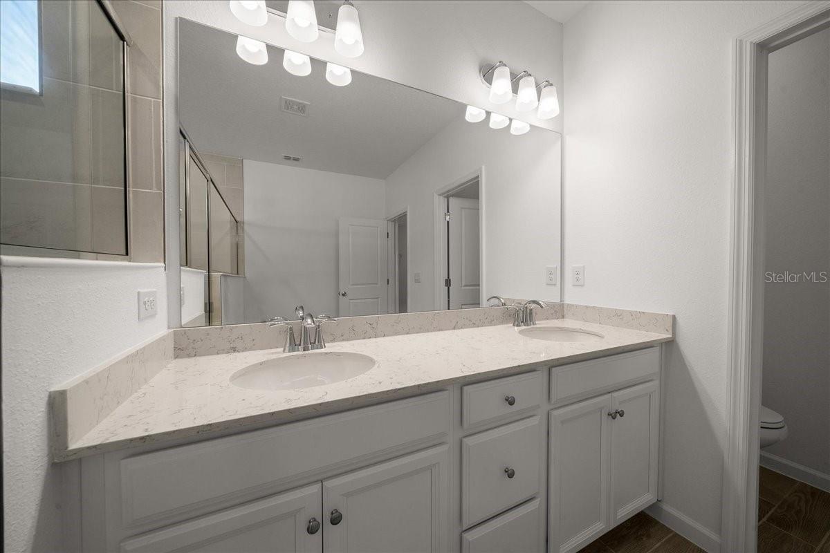 Image 37 of 60 For 7930 74th Loop