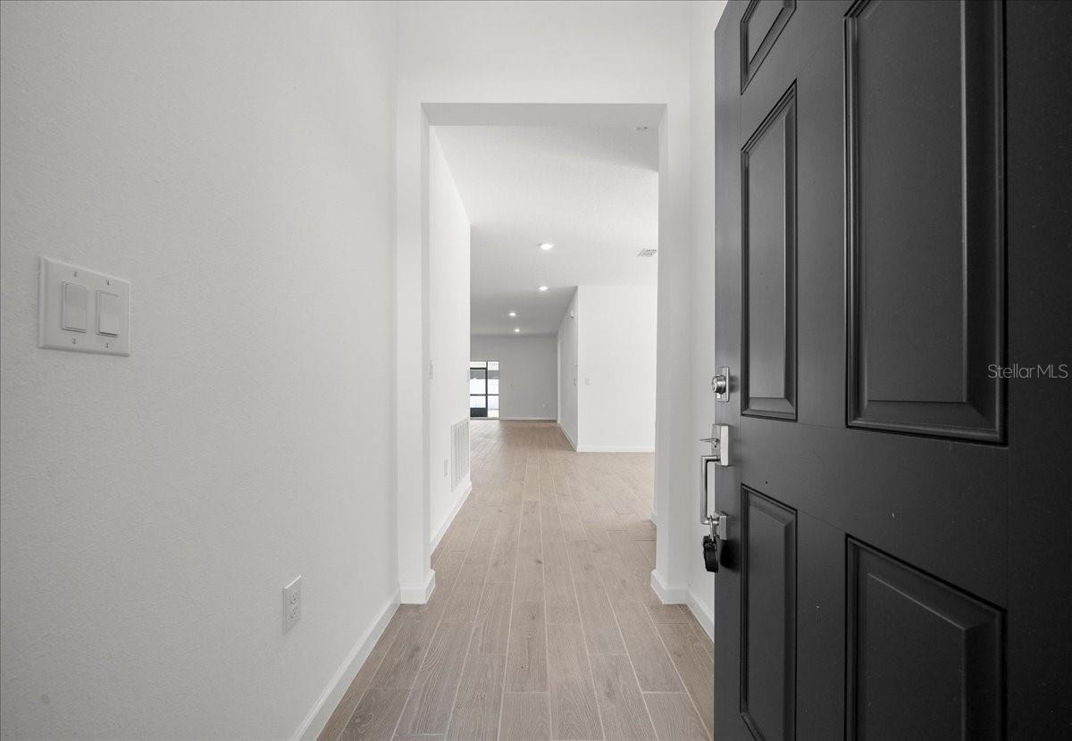 Image 7 of 60 For 7930 74th Loop