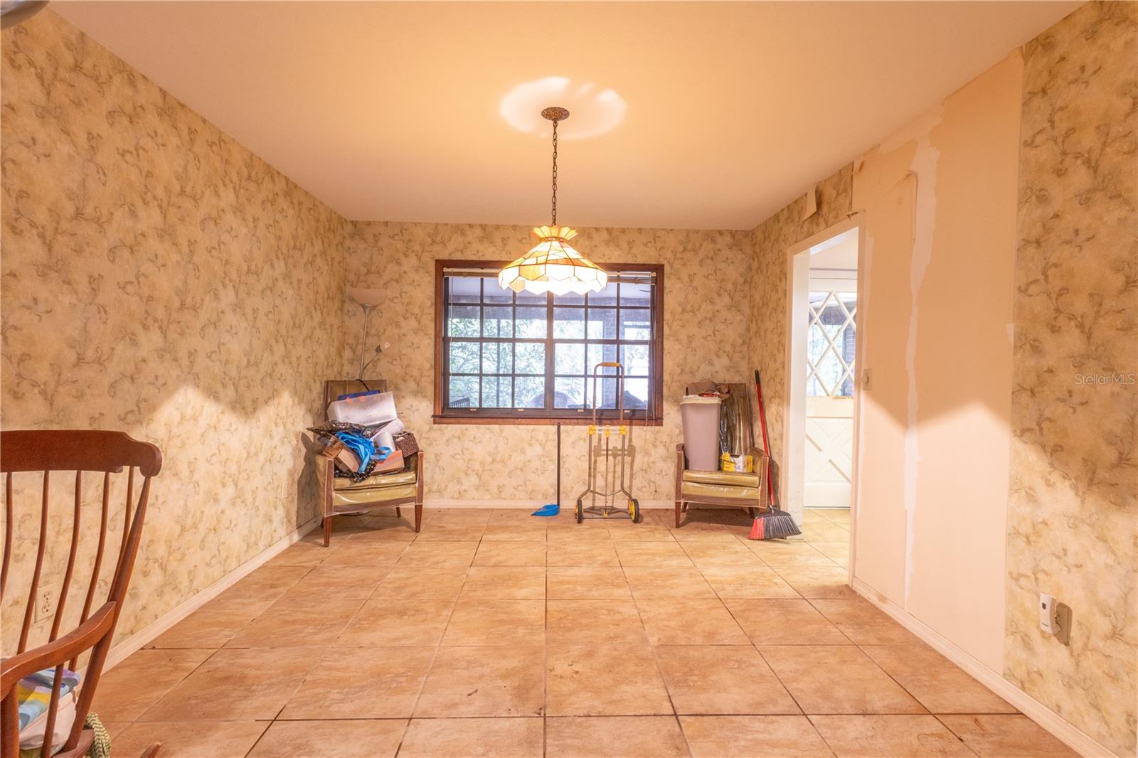 Listing photo id 12 for 2641 45th Street