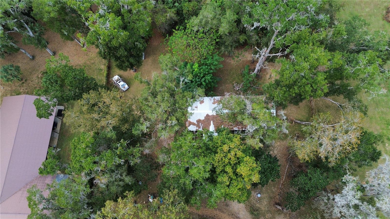 Listing photo id 31 for 2641 45th Street