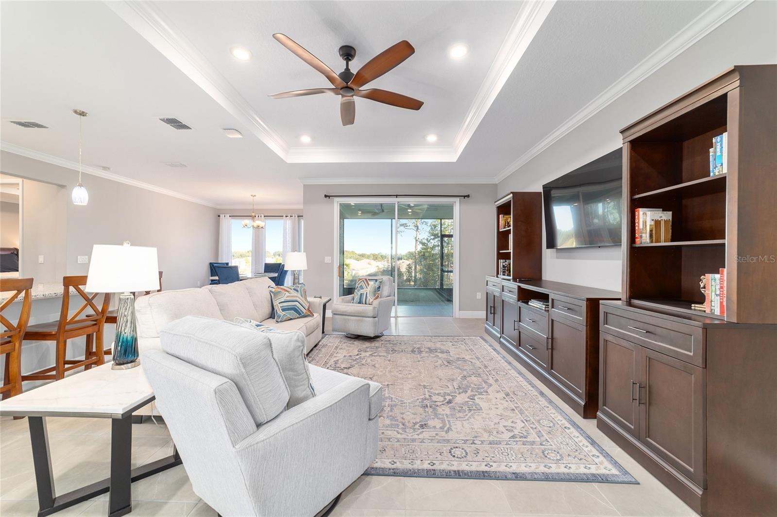 Image 14 of 67 For 10318 96th Loop