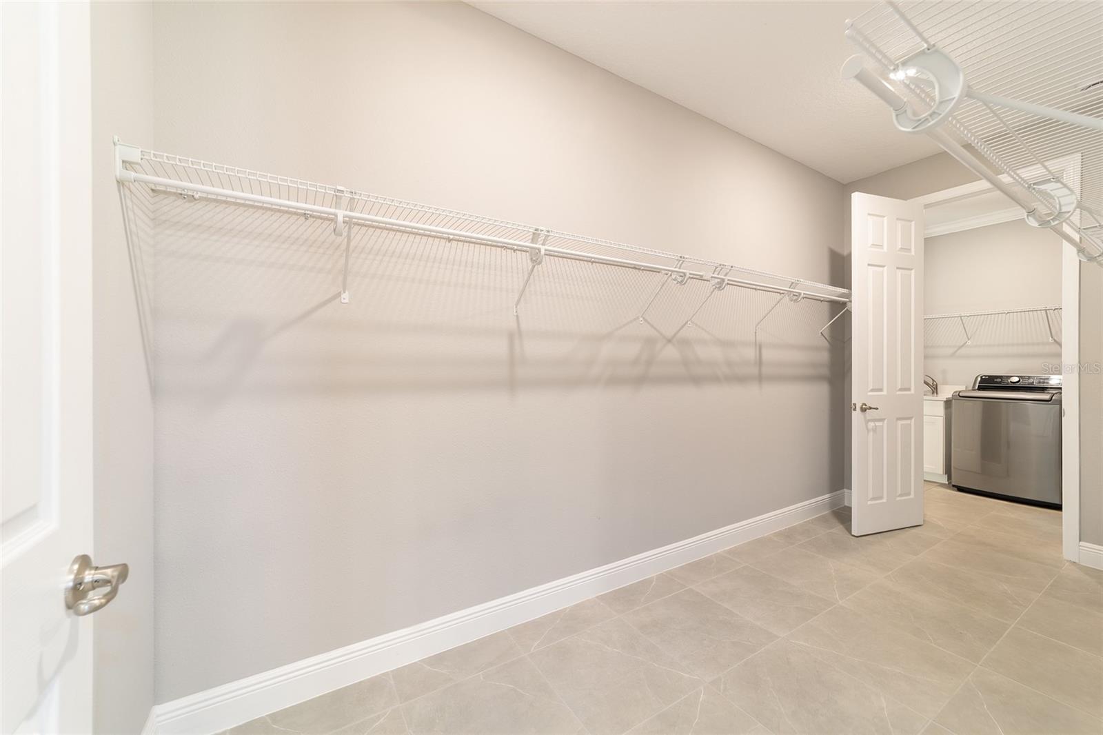 Image 42 of 67 For 10318 96th Loop