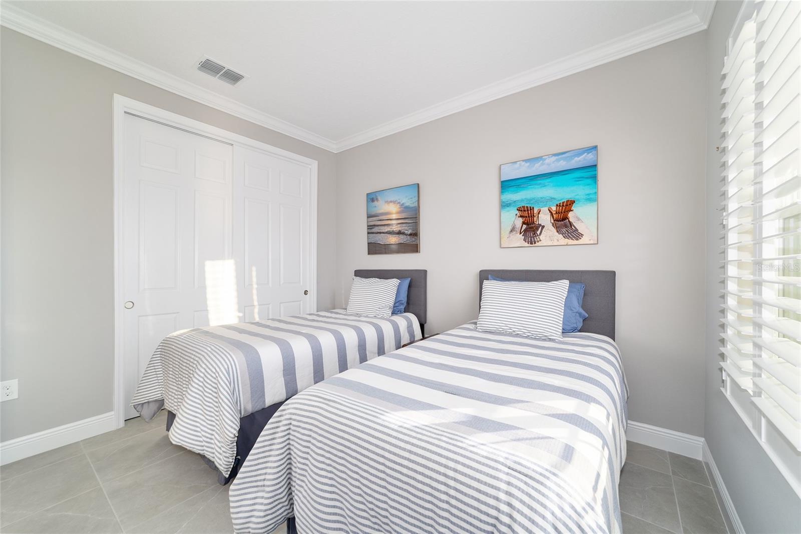 Image 46 of 67 For 10318 96th Loop