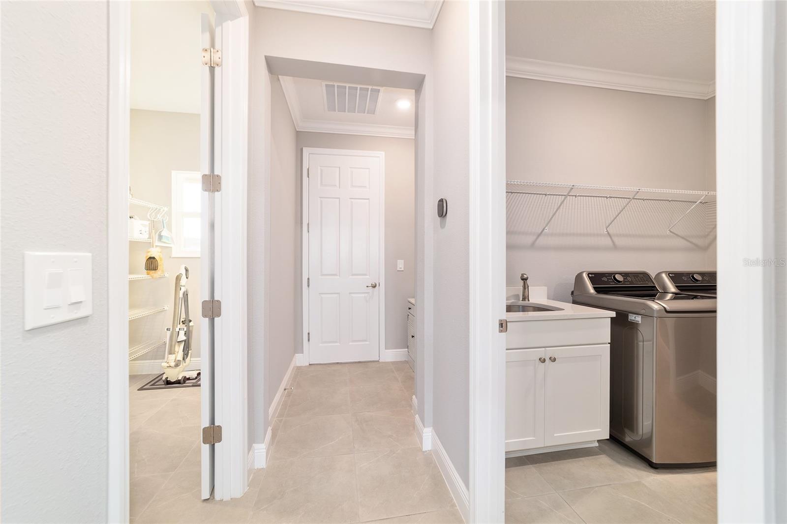 Image 53 of 67 For 10318 96th Loop