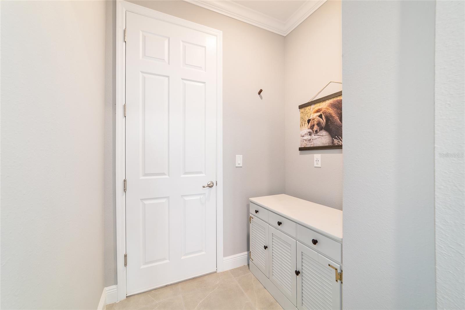 Image 56 of 67 For 10318 96th Loop