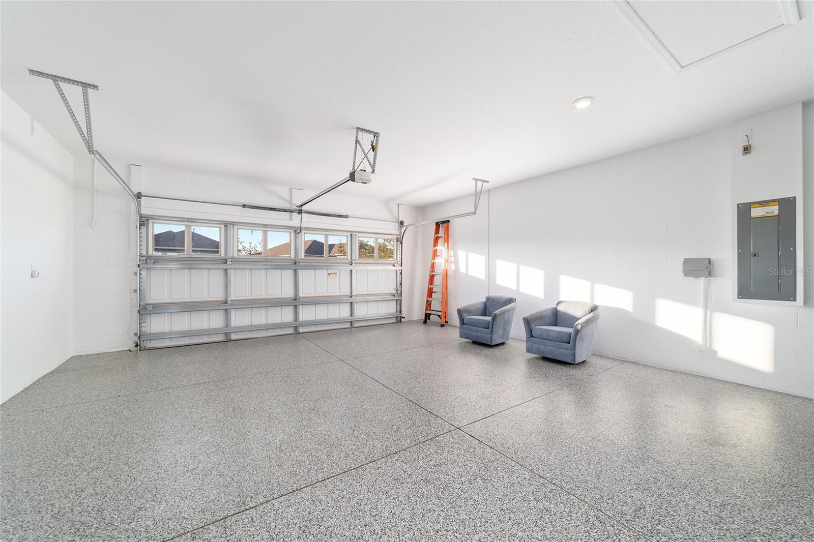 Image 57 of 67 For 10318 96th Loop