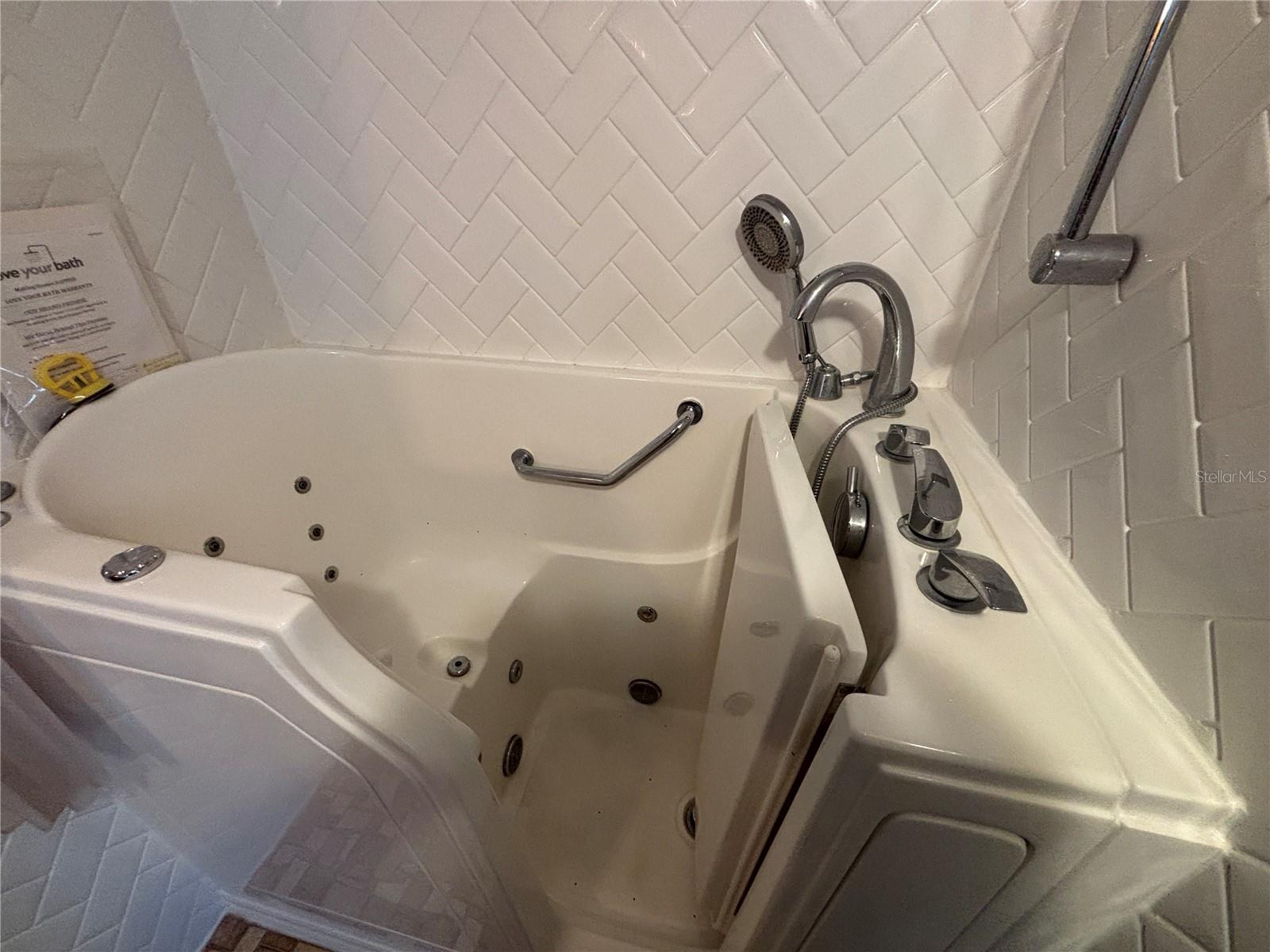 Image 33 of 41 For 551 129th Court