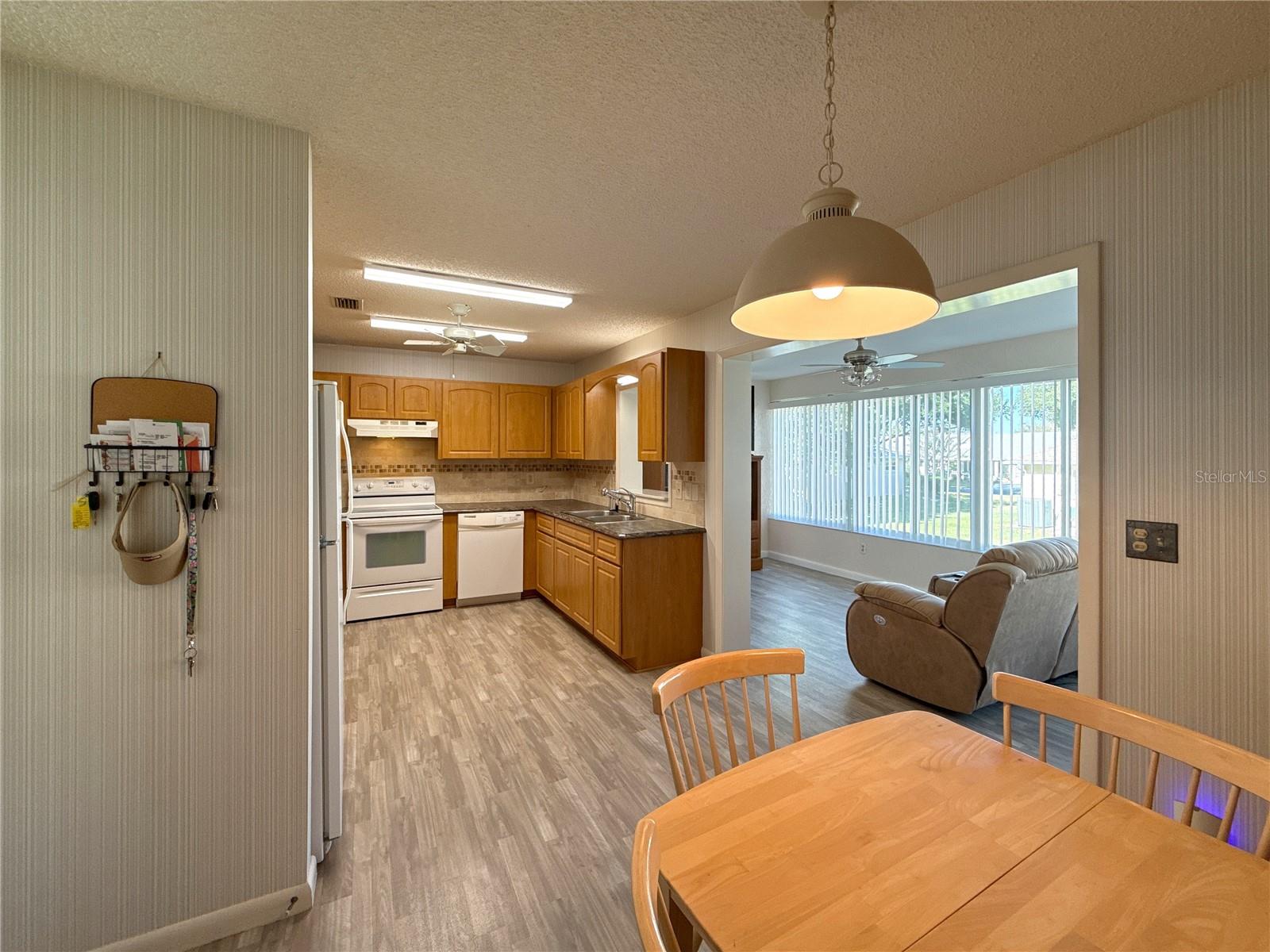 Image 7 of 22 For 8753 91st Street B