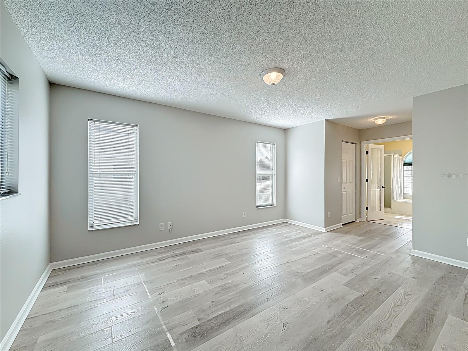 Image 20 of 40 For 2051 50th Avenue