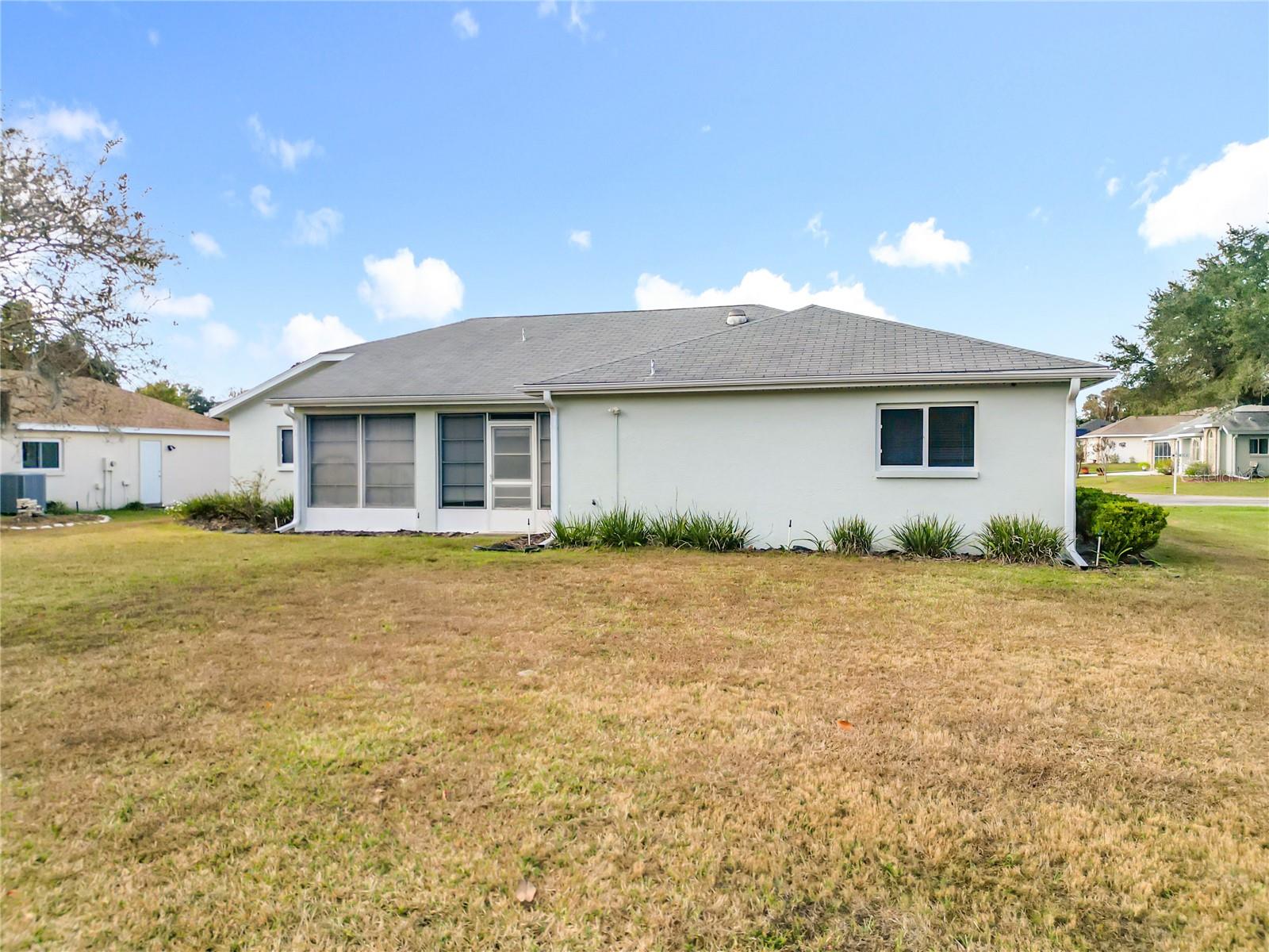 Image 31 of 40 For 2051 50th Avenue