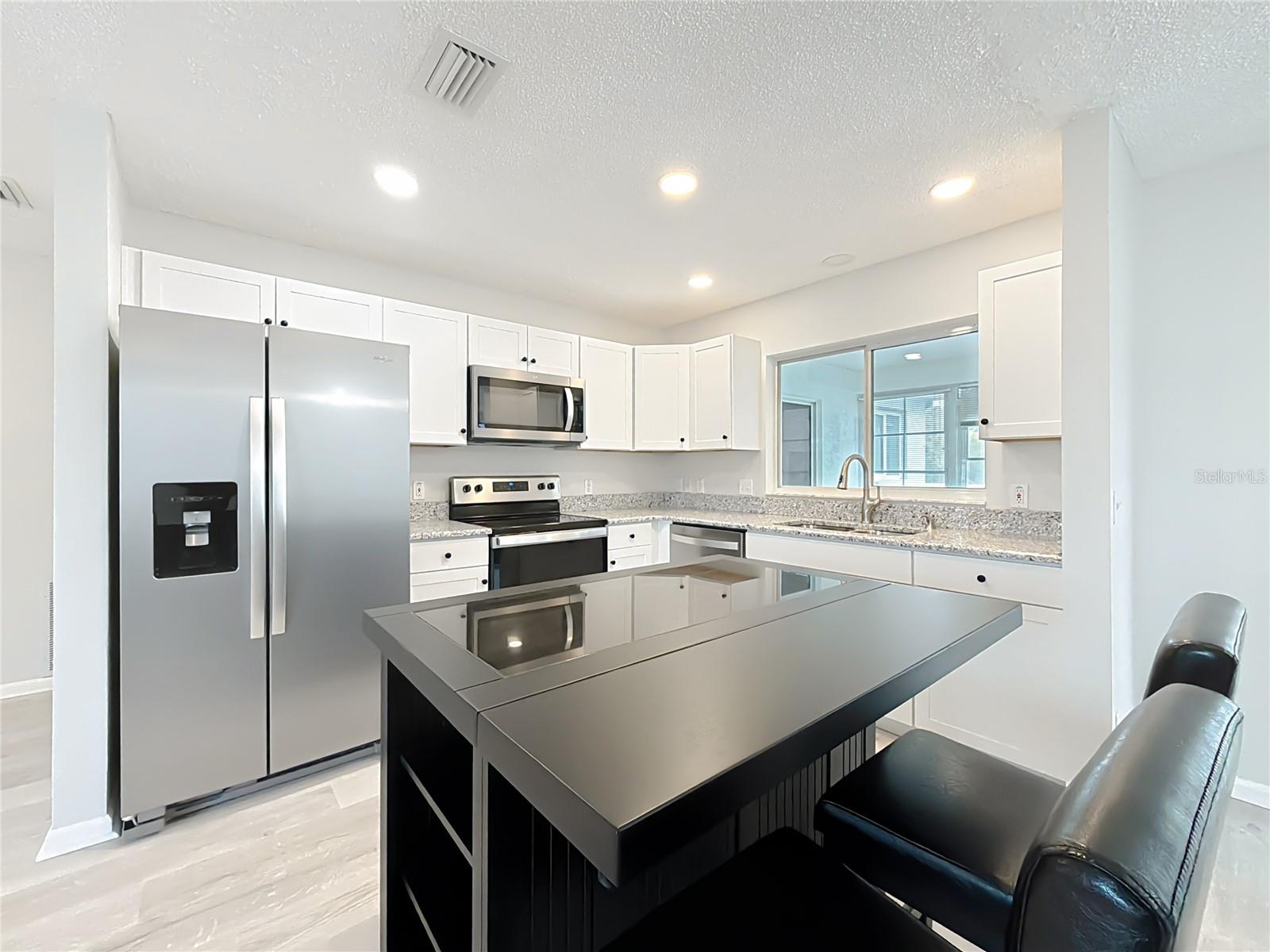 Image 4 of 40 For 2051 50th Avenue