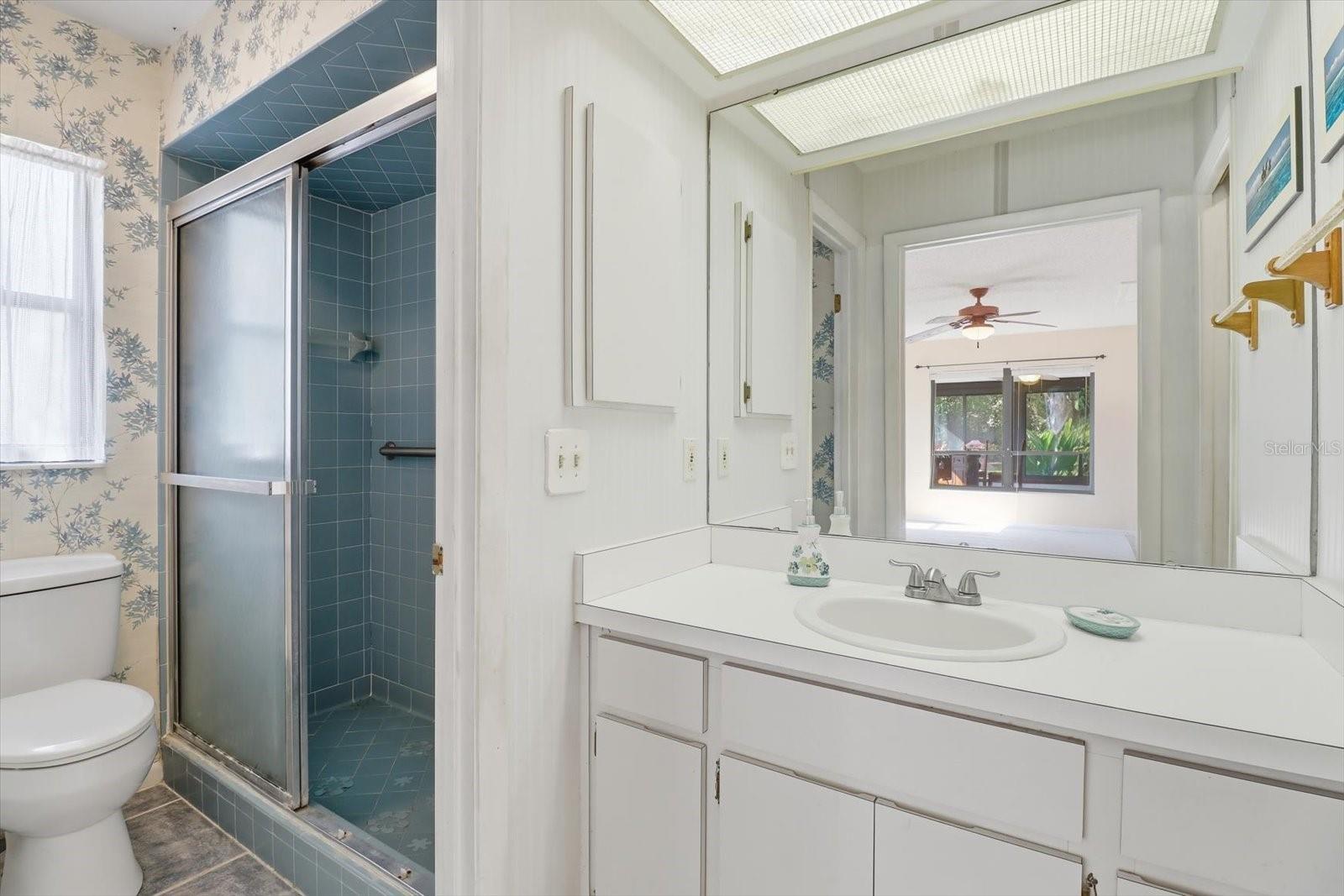 Image 18 of 34 For 98 Sycamore Circle