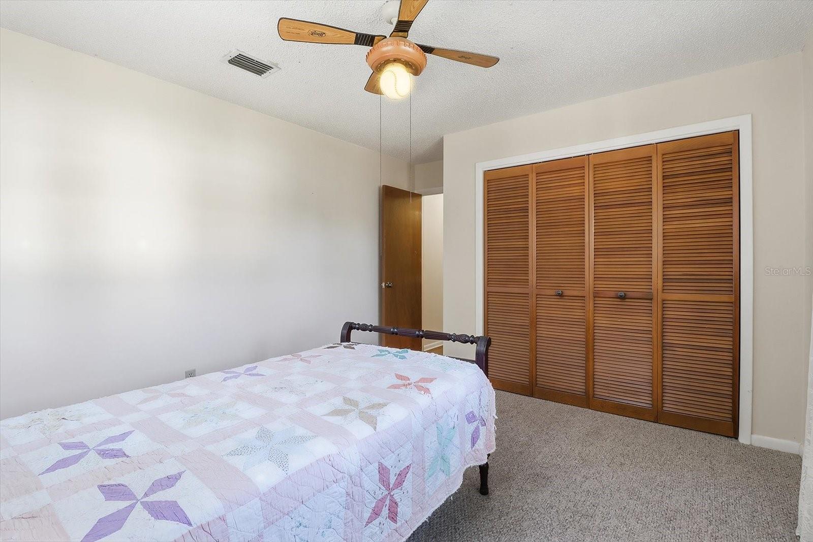 Image 20 of 34 For 98 Sycamore Circle