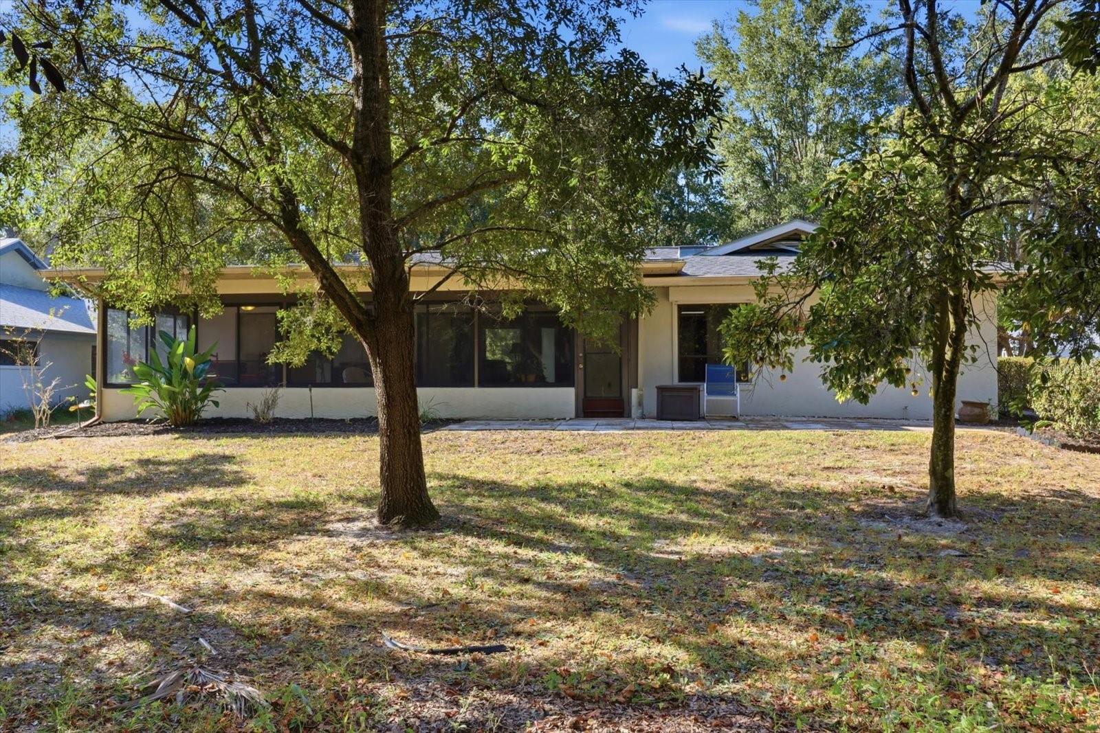 Image 28 of 34 For 98 Sycamore Circle