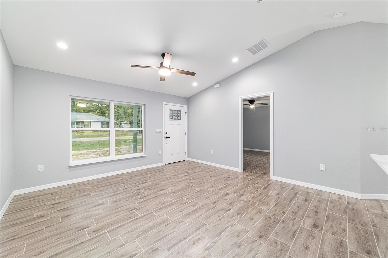 Image 20 of 47 For 4919 61st Court