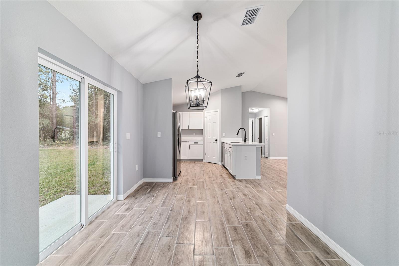 Image 30 of 47 For 4919 61st Court