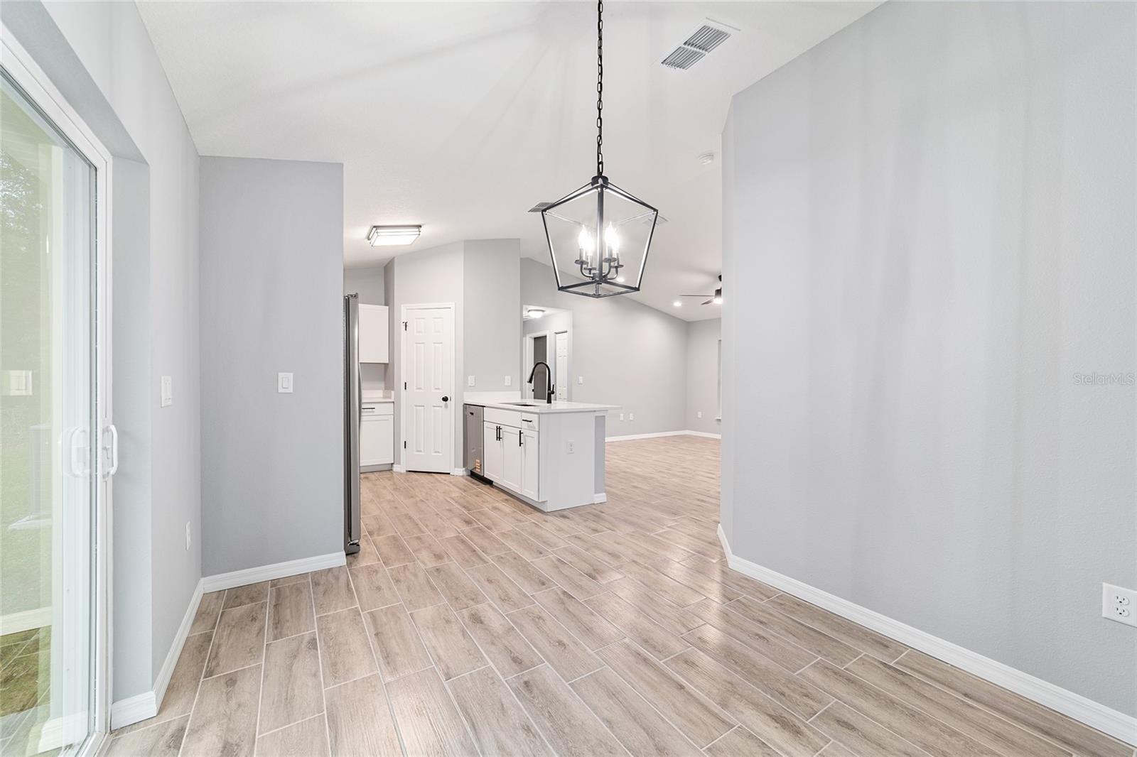 Image 32 of 47 For 4919 61st Court