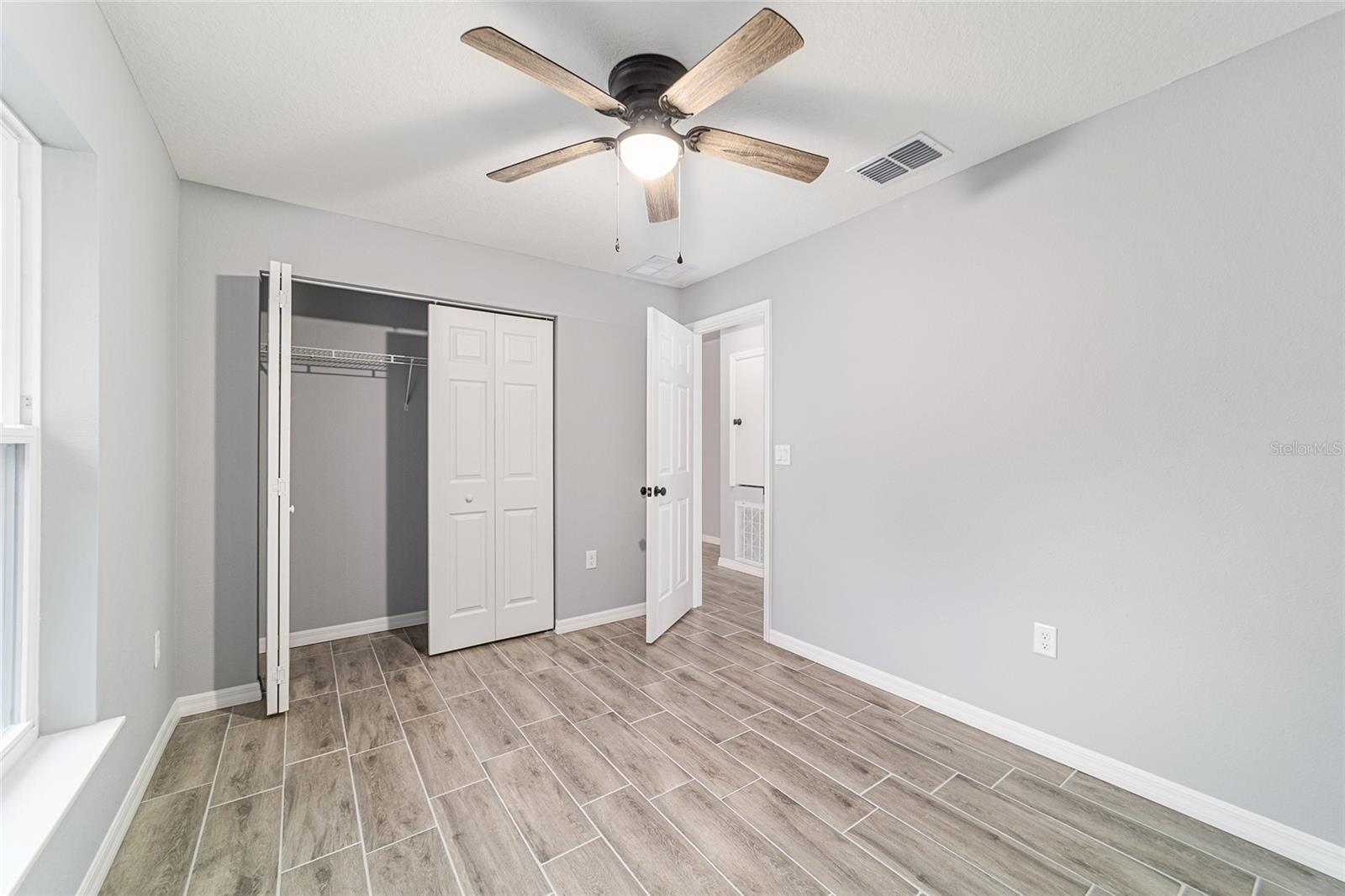 Image 40 of 47 For 4919 61st Court