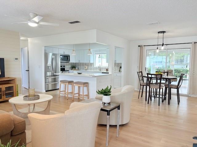 Image 17 of 52 For 17747 97th Avenue