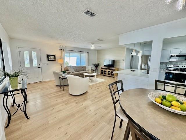 Image 22 of 52 For 17747 97th Avenue