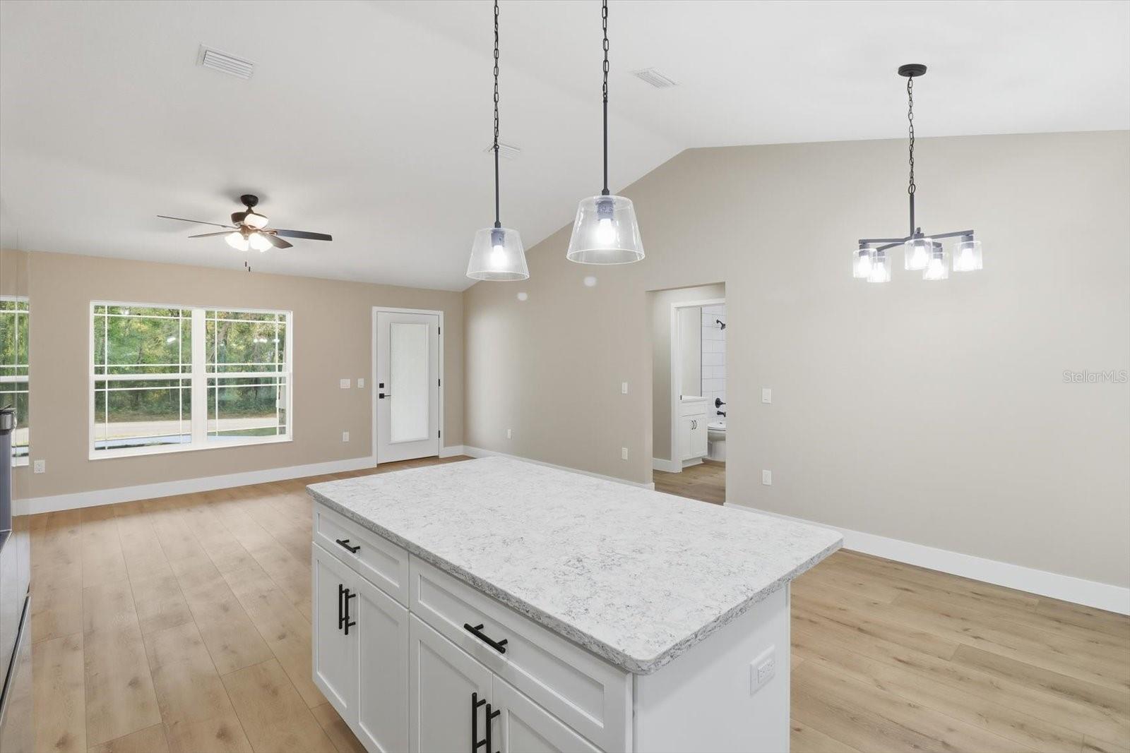 Image 13 of 46 For 3671 Ryan Street