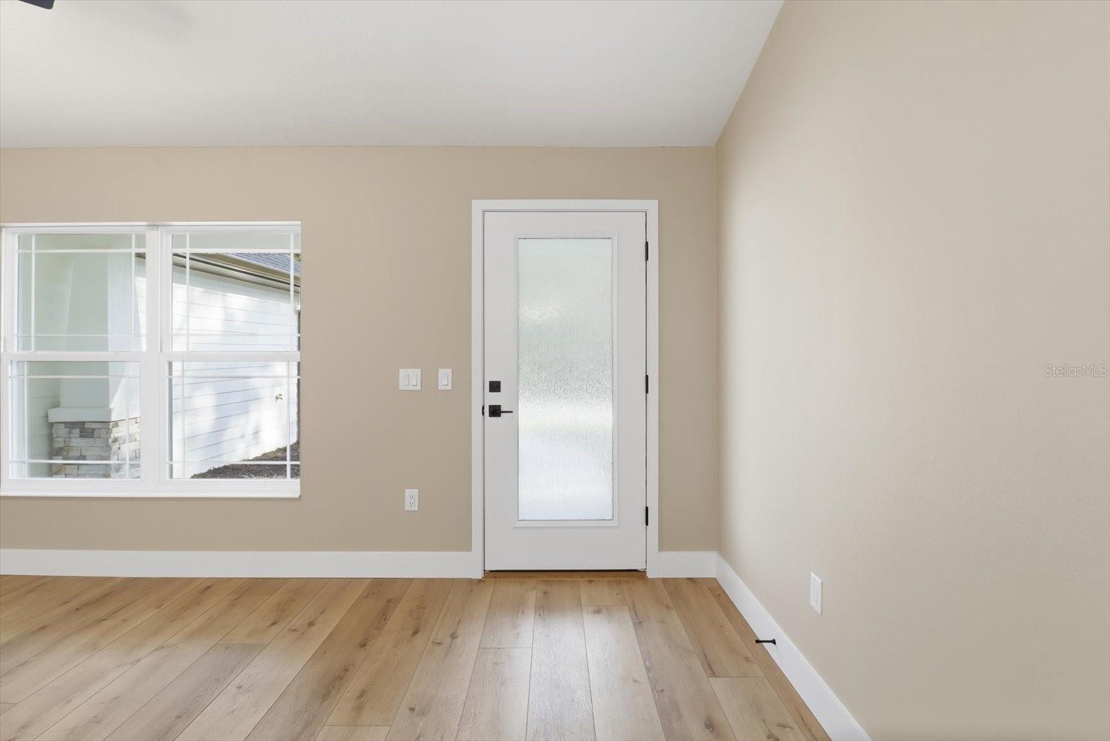 Image 6 of 46 For 3671 Ryan Street