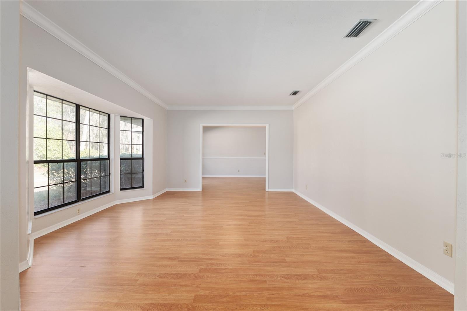 Image 10 of 64 For 10123 2nd Place