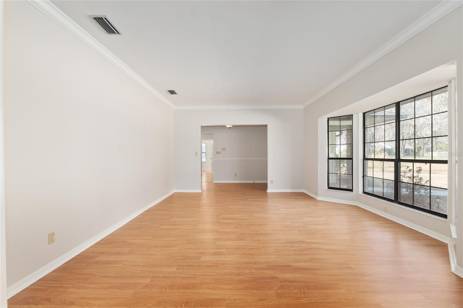 Image 12 of 64 For 10123 2nd Place