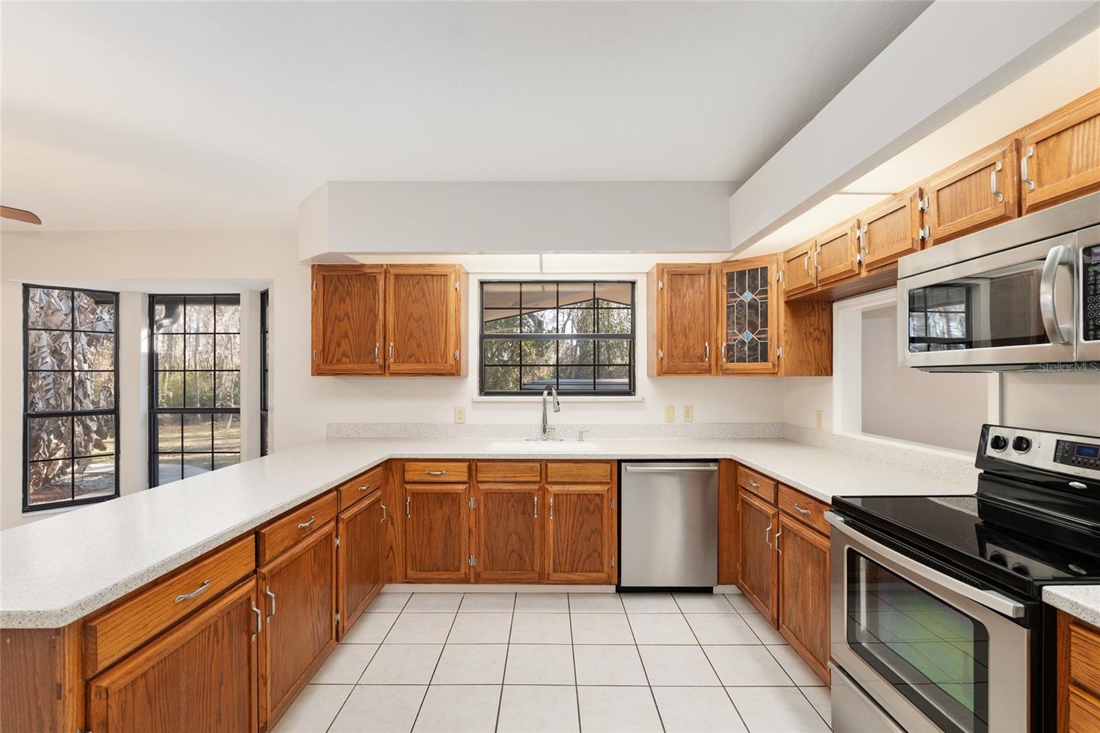 Image 20 of 64 For 10123 2nd Place