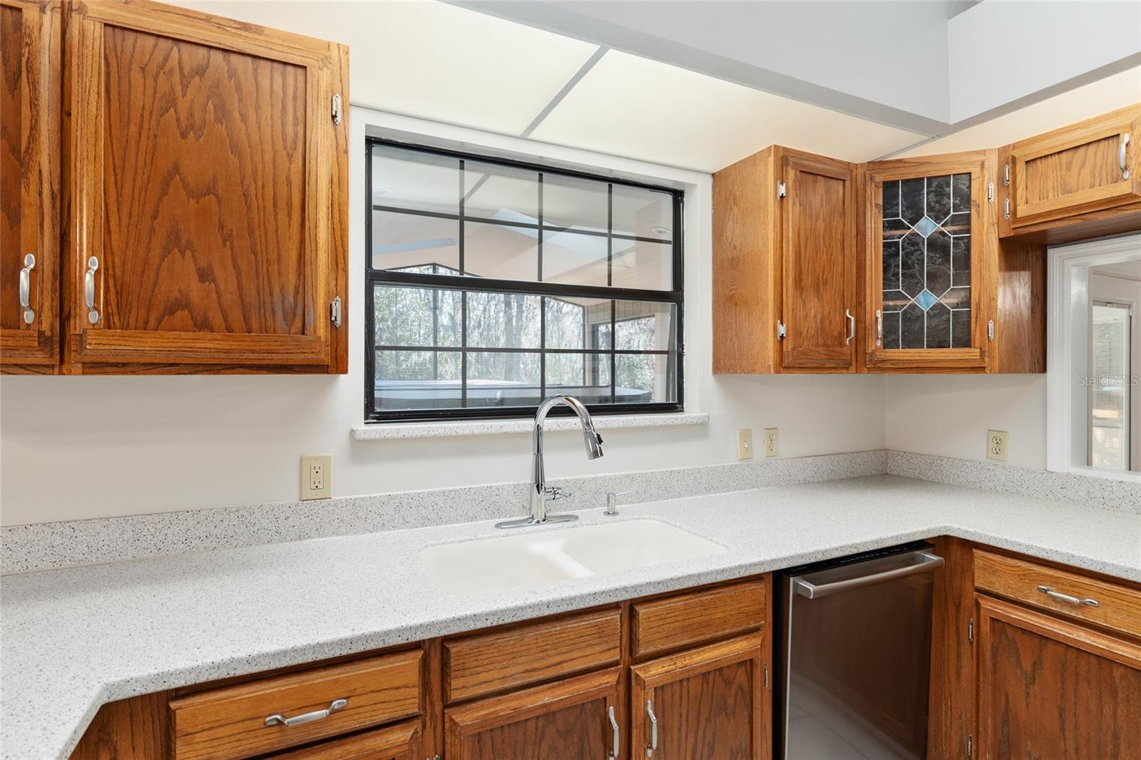 Image 21 of 64 For 10123 2nd Place