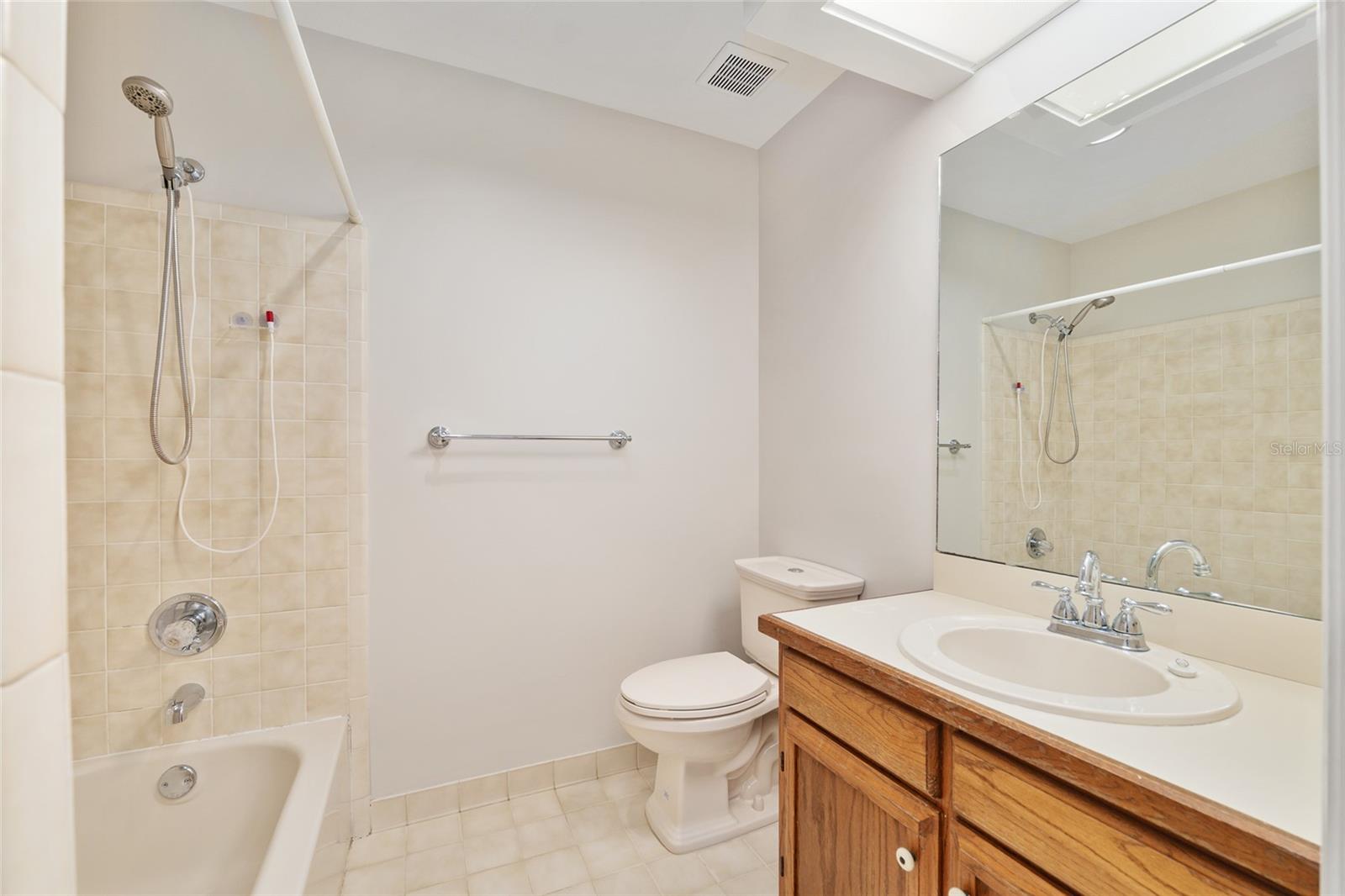 Image 29 of 64 For 10123 2nd Place