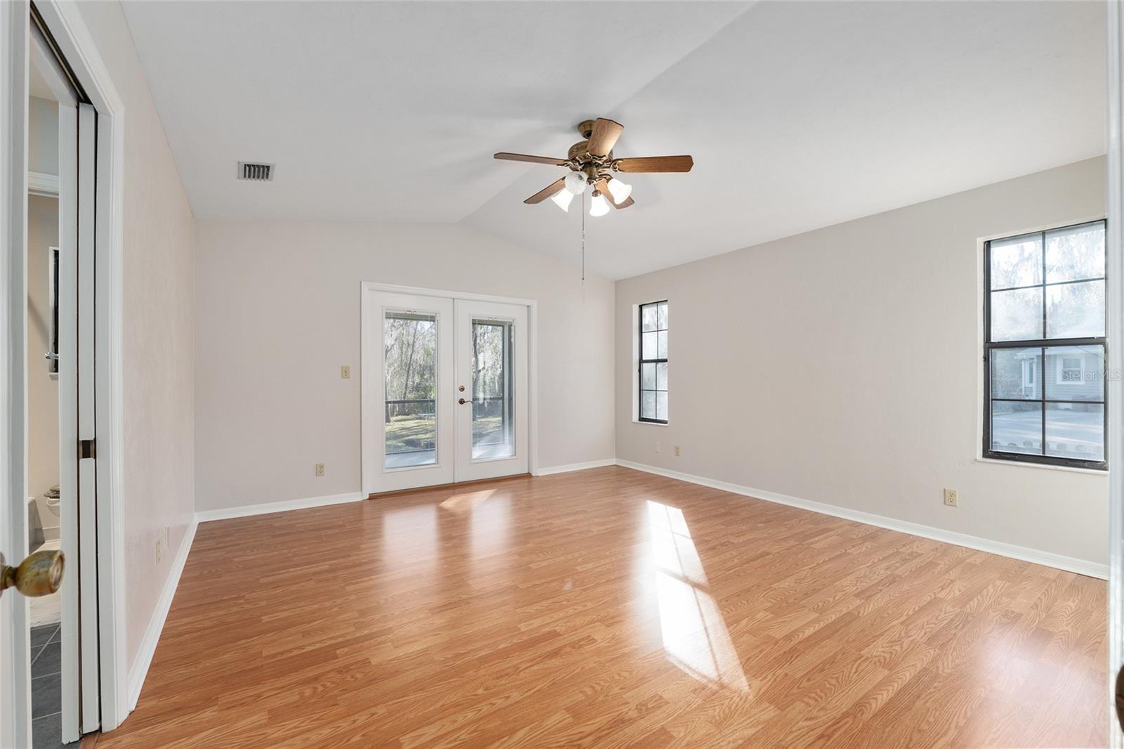 Image 30 of 64 For 10123 2nd Place