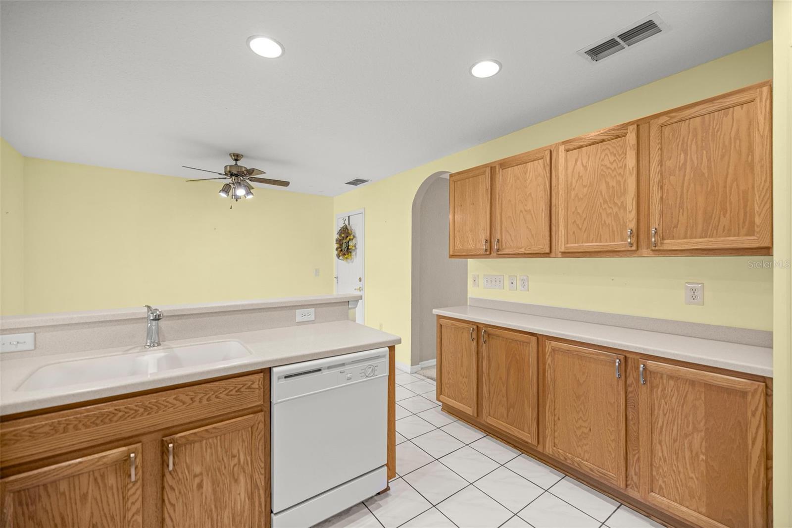 Image 10 of 50 For 10970 69th Circle