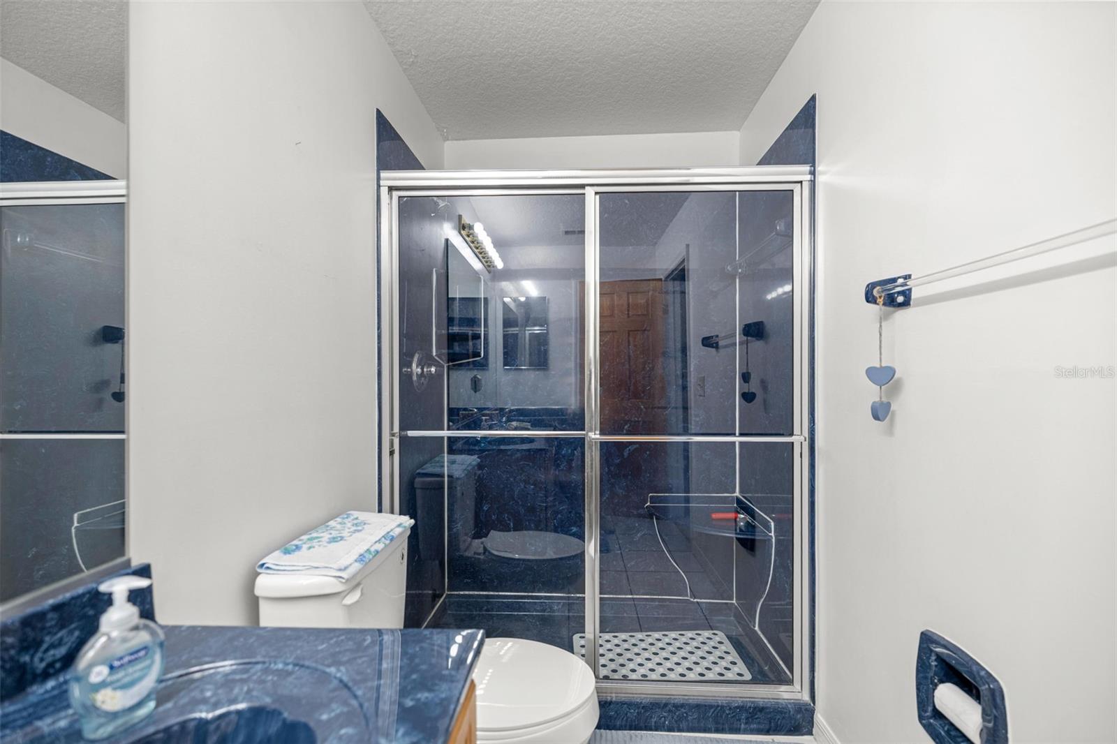 Image 21 of 50 For 10970 69th Circle