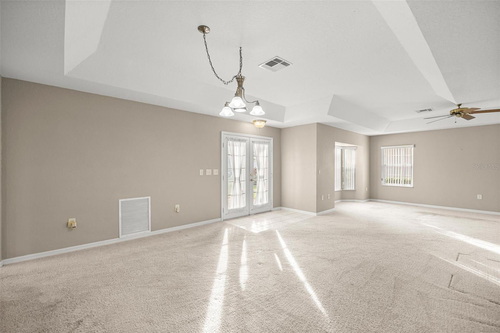 Image 5 of 50 For 10970 69th Circle