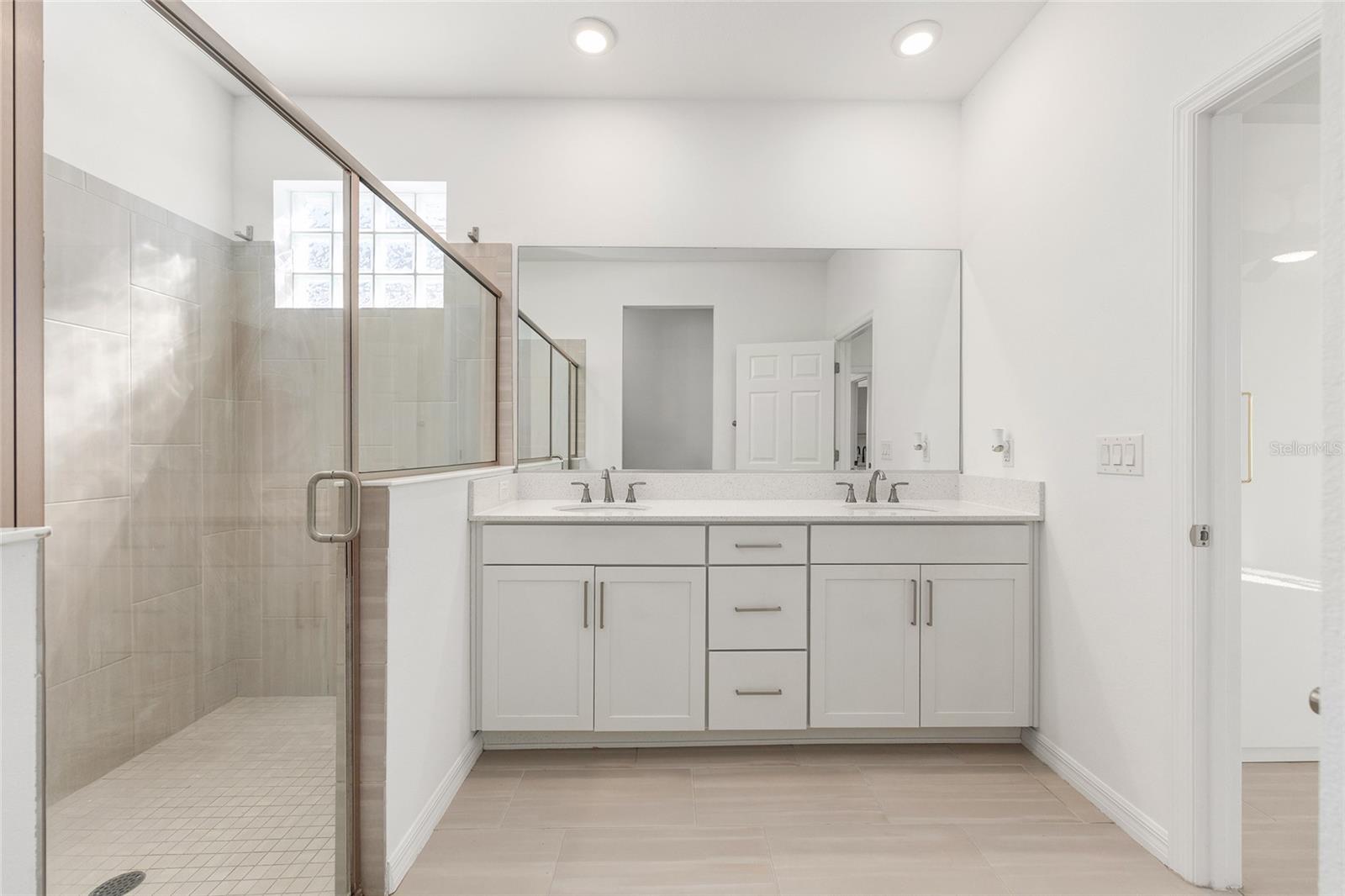 Image 30 of 65 For 6366 77th Avenue