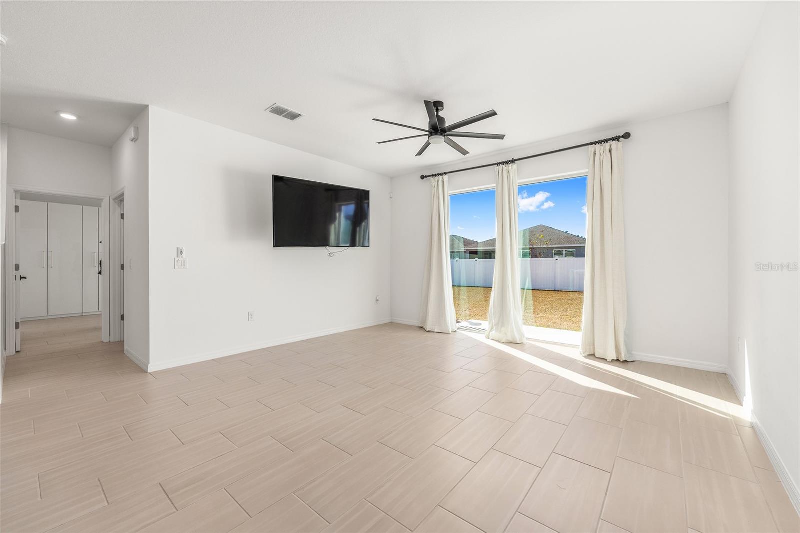 Image 36 of 65 For 6366 77th Avenue