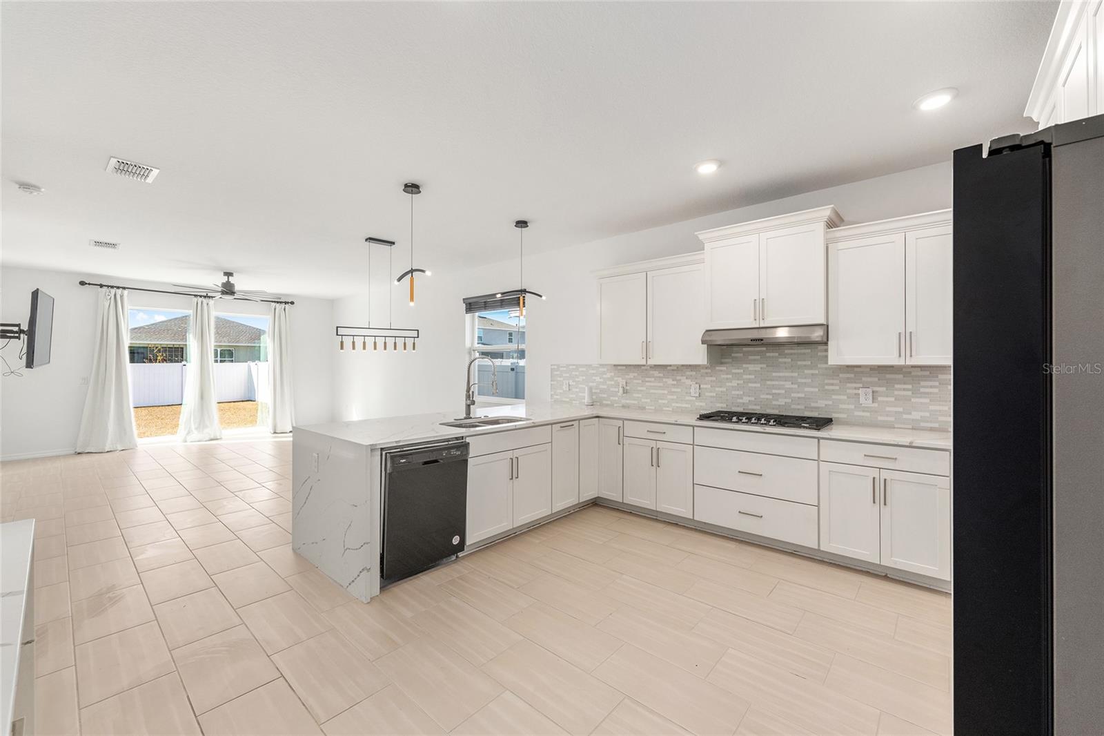 Image 41 of 65 For 6366 77th Avenue