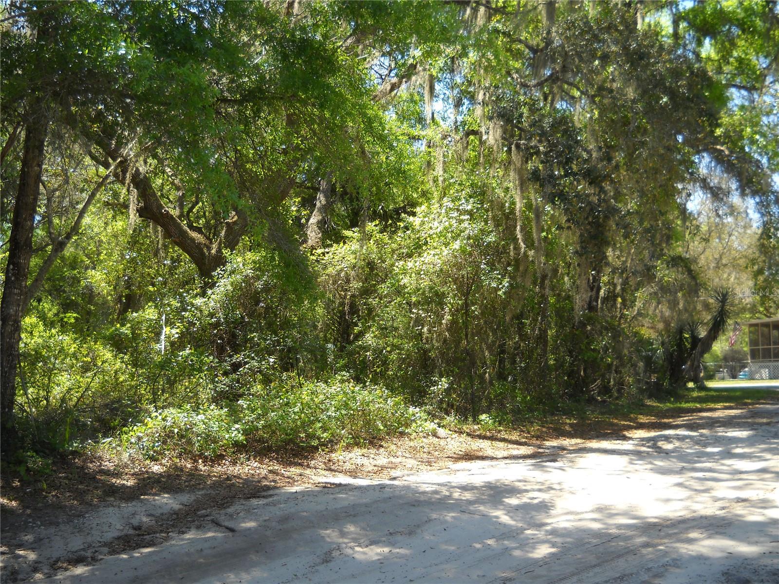 Image 3 of 4 For 00 167 Place