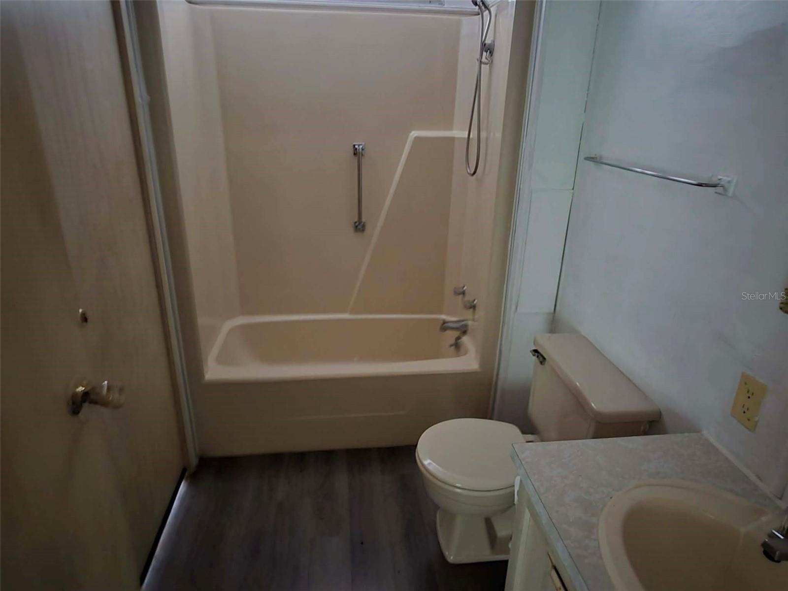 Image 6 of 16 For 5930 61st Place