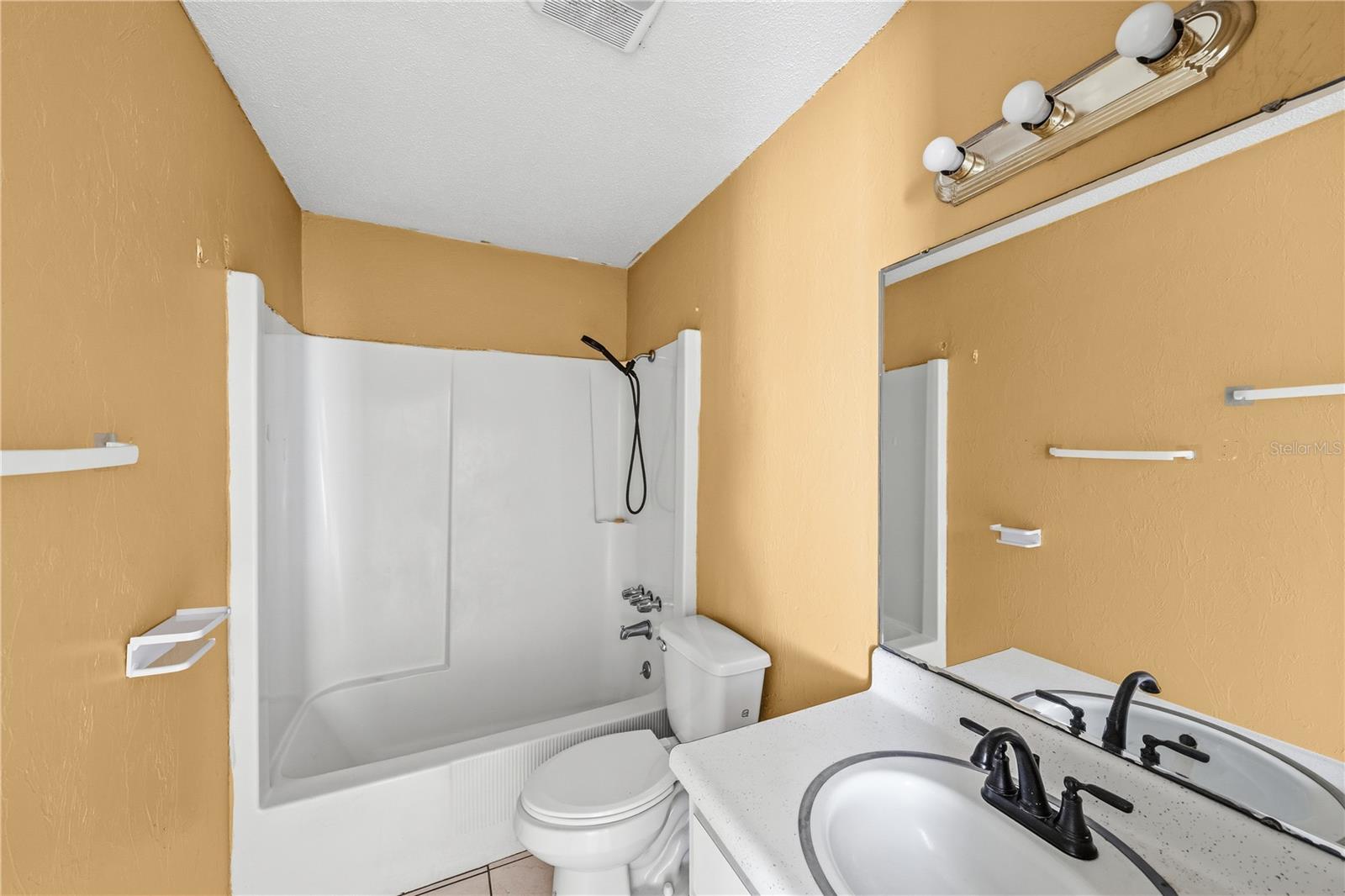 Image 15 of 38 For 2701 15th Street