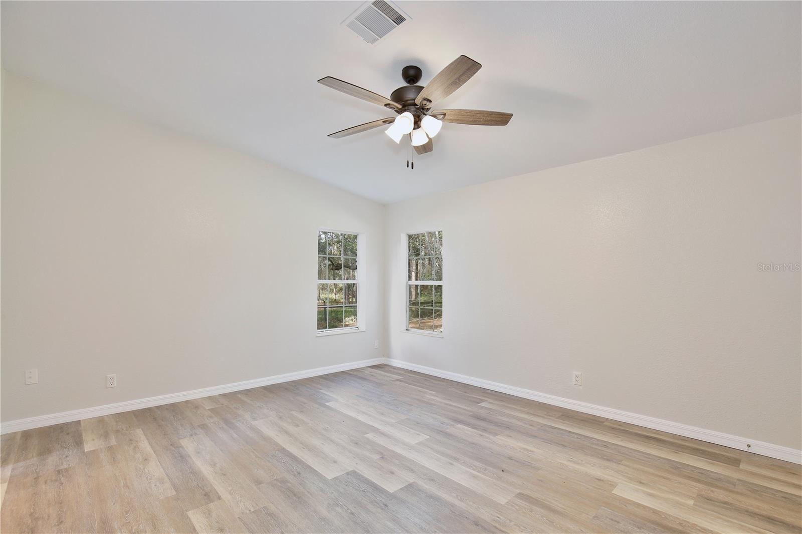 Image 17 of 44 For 15330 Apache Pass