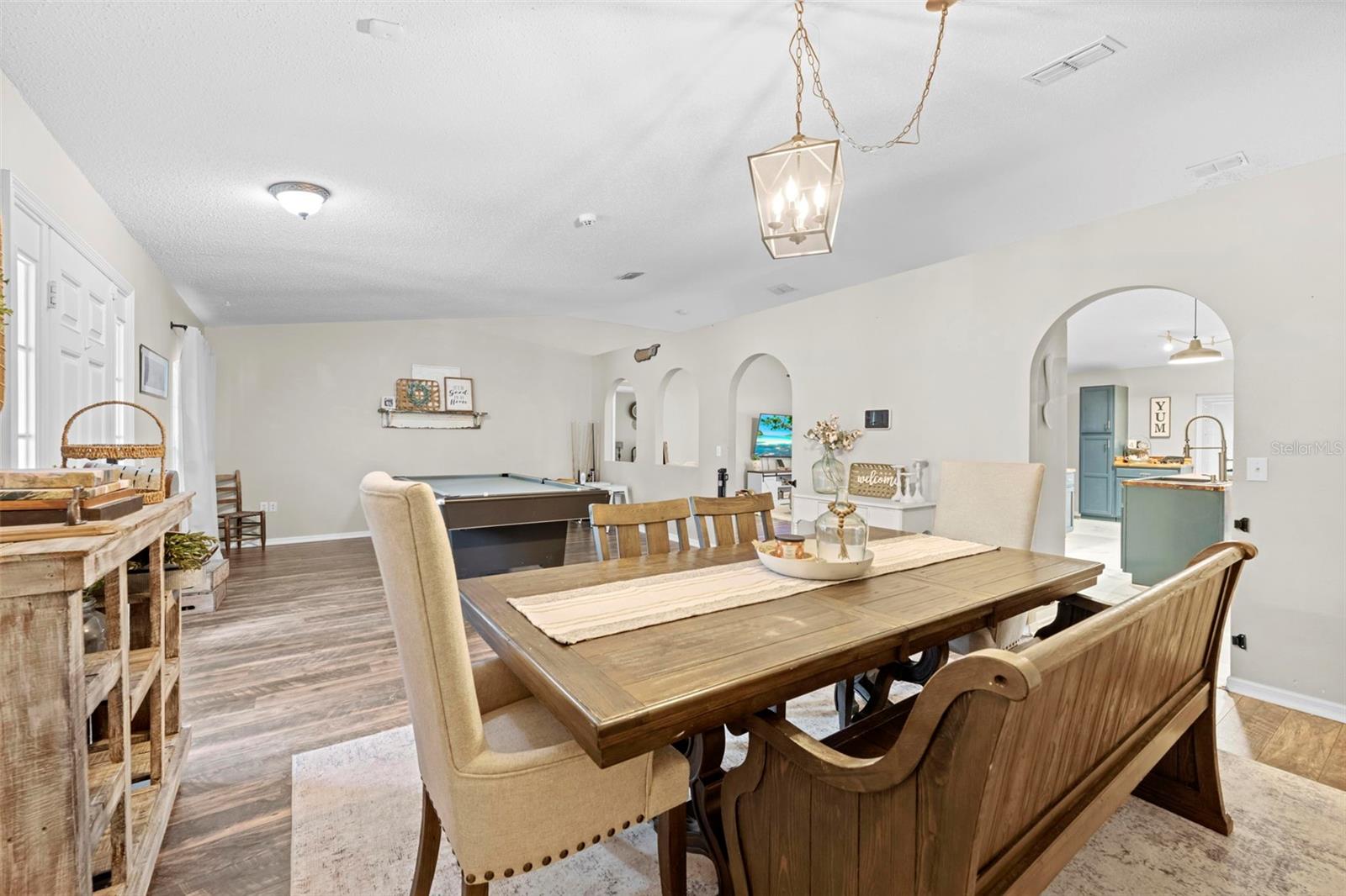 Image 12 of 65 For 880 Rum Place