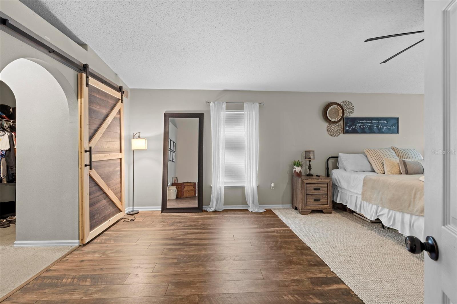 Image 28 of 65 For 880 Rum Place