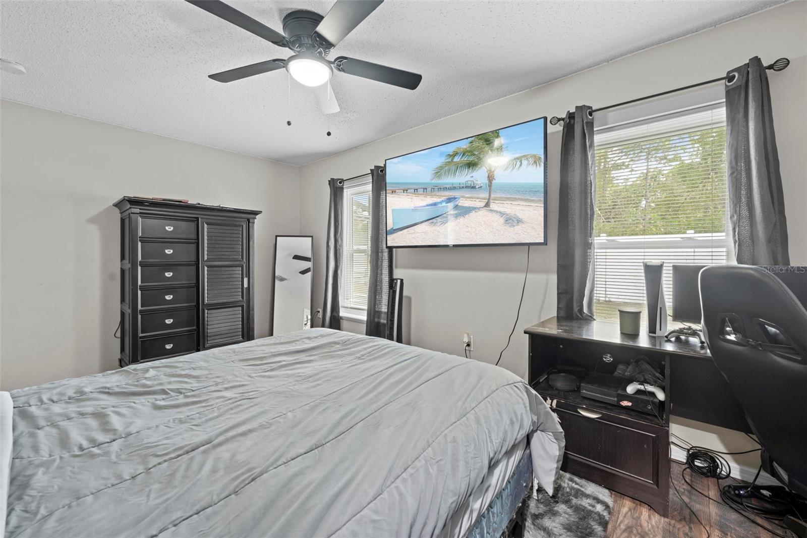 Image 39 of 65 For 880 Rum Place