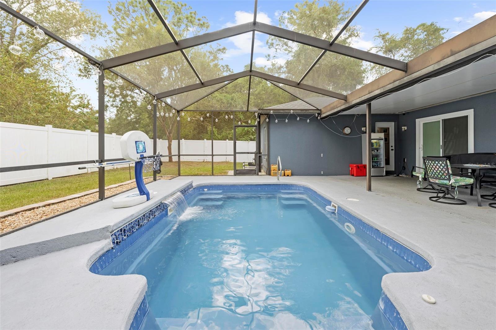 Image 52 of 65 For 880 Rum Place