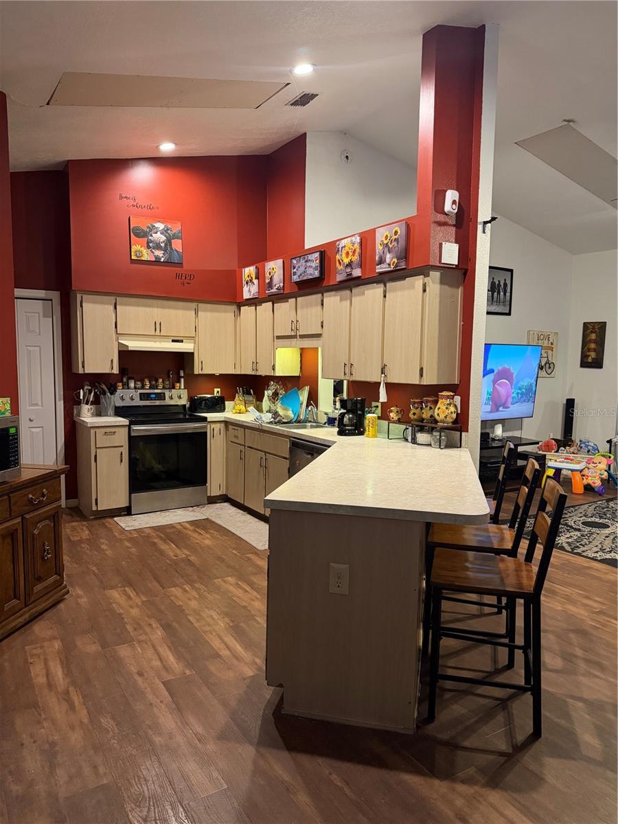 Image 4 of 12 For 261 Country Club Drive