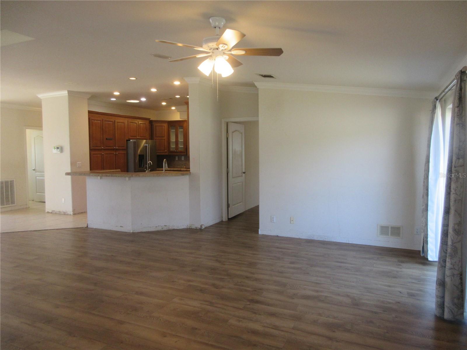 Image 22 of 100 For 18415 58th Place