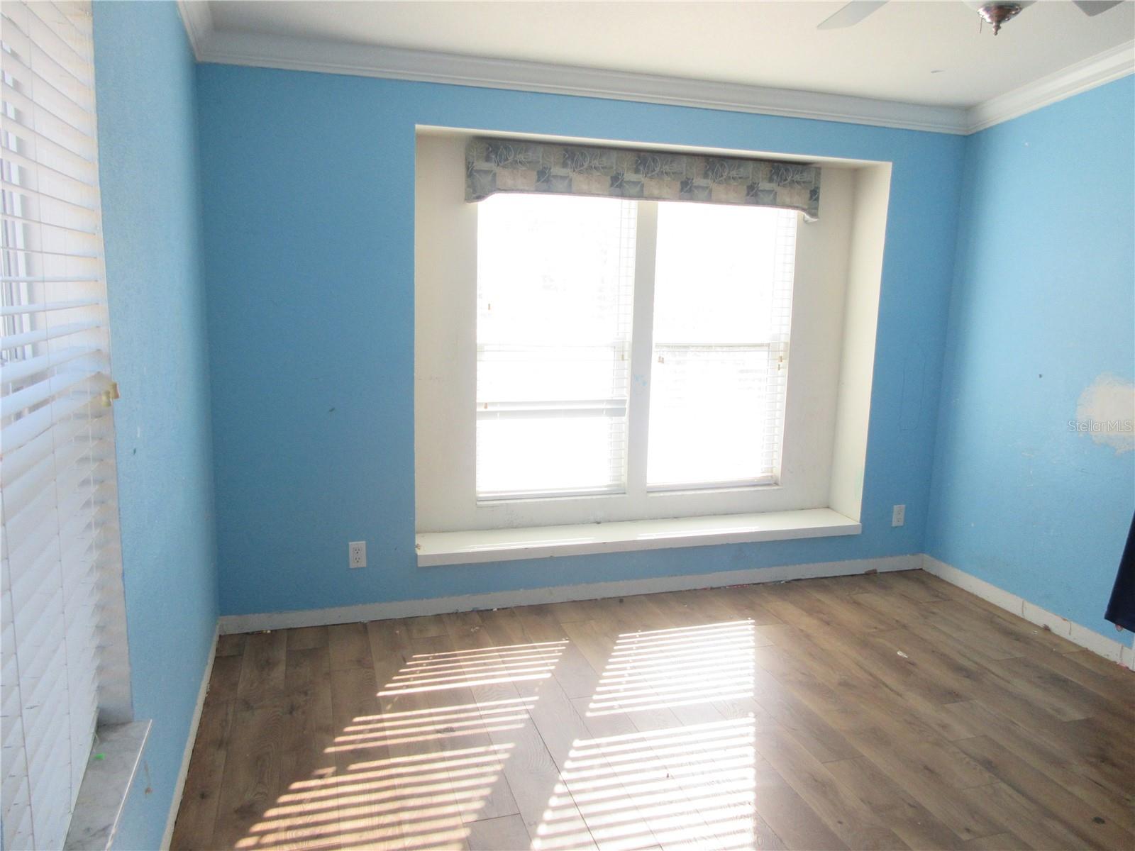 Image 30 of 100 For 18415 58th Place