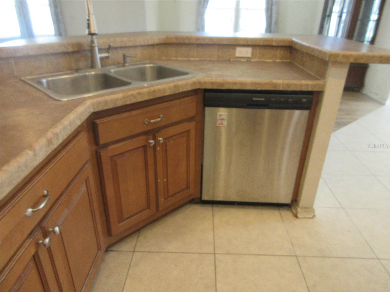 Image 46 of 100 For 18415 58th Place